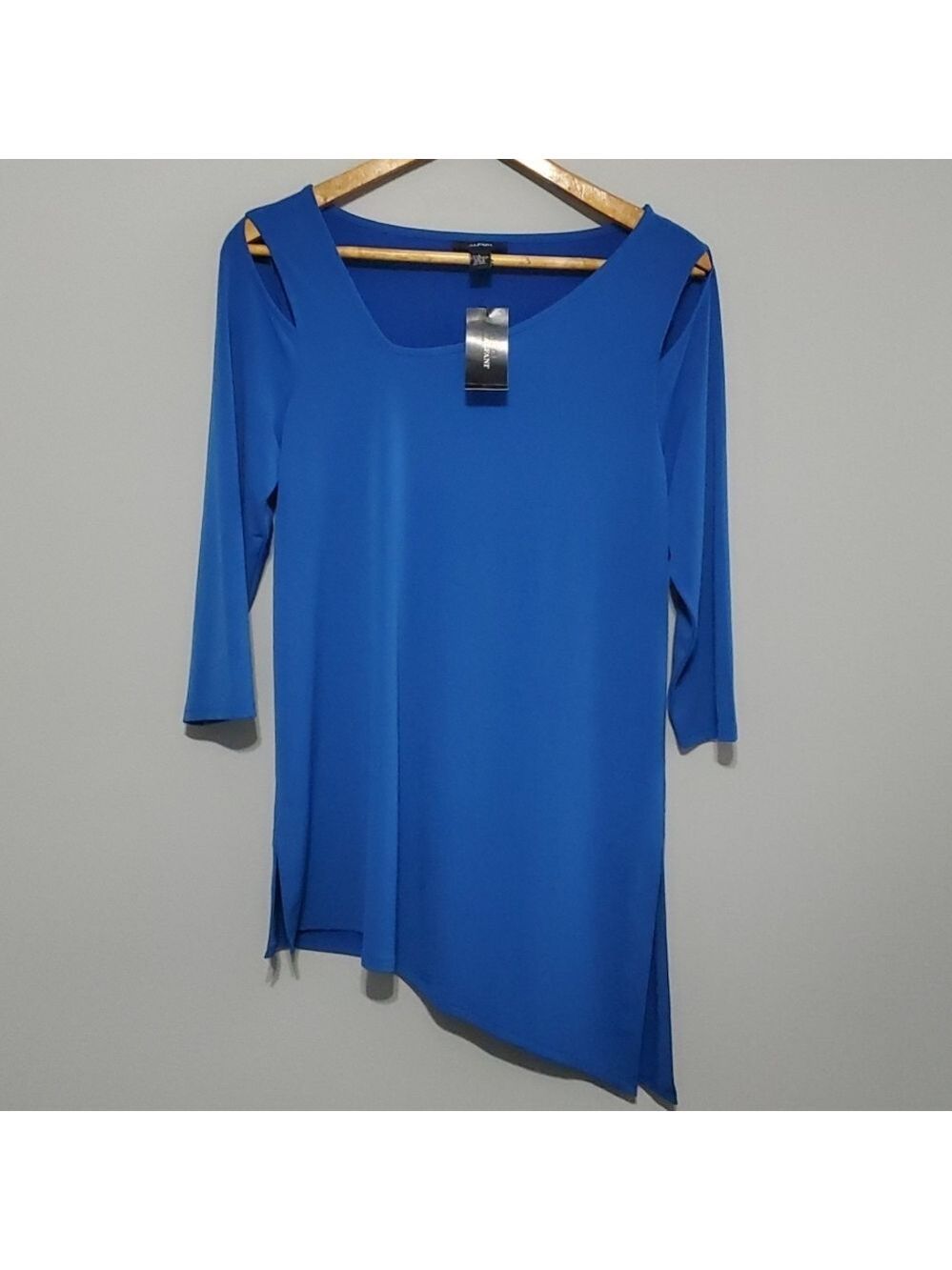 Alfani top women’s size small royal Blue 5% stretch peekaboo cold shoulder